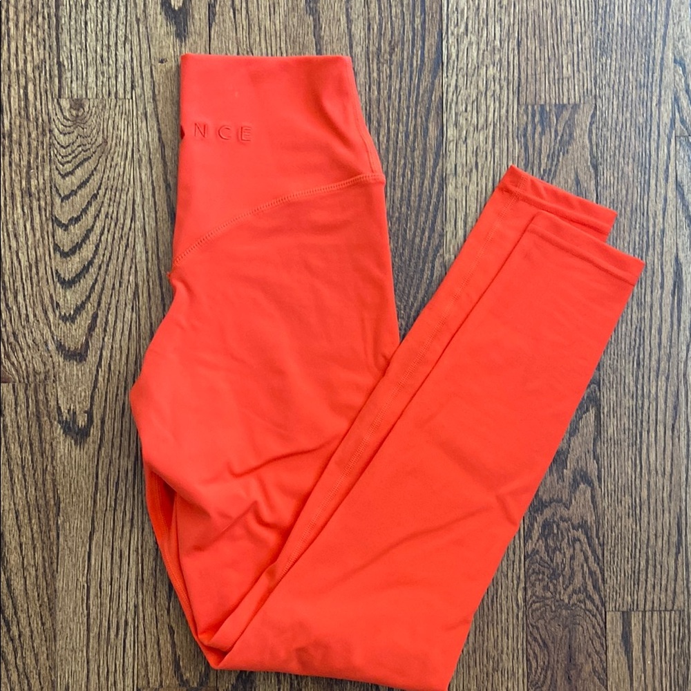 Balance/vitality leggings